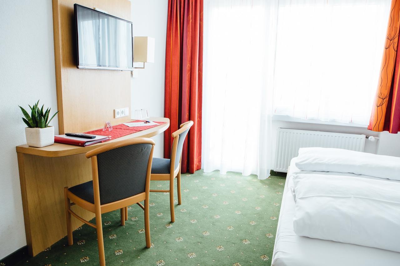 Hotel Garni Noval Feldkirch Exteriör bild